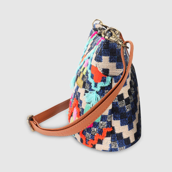 Jenika sling bag