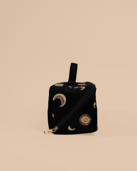 Black Moon Star Makeup Bag – Astrology-Inspired Beauty Case