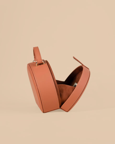 Bug Box Sling