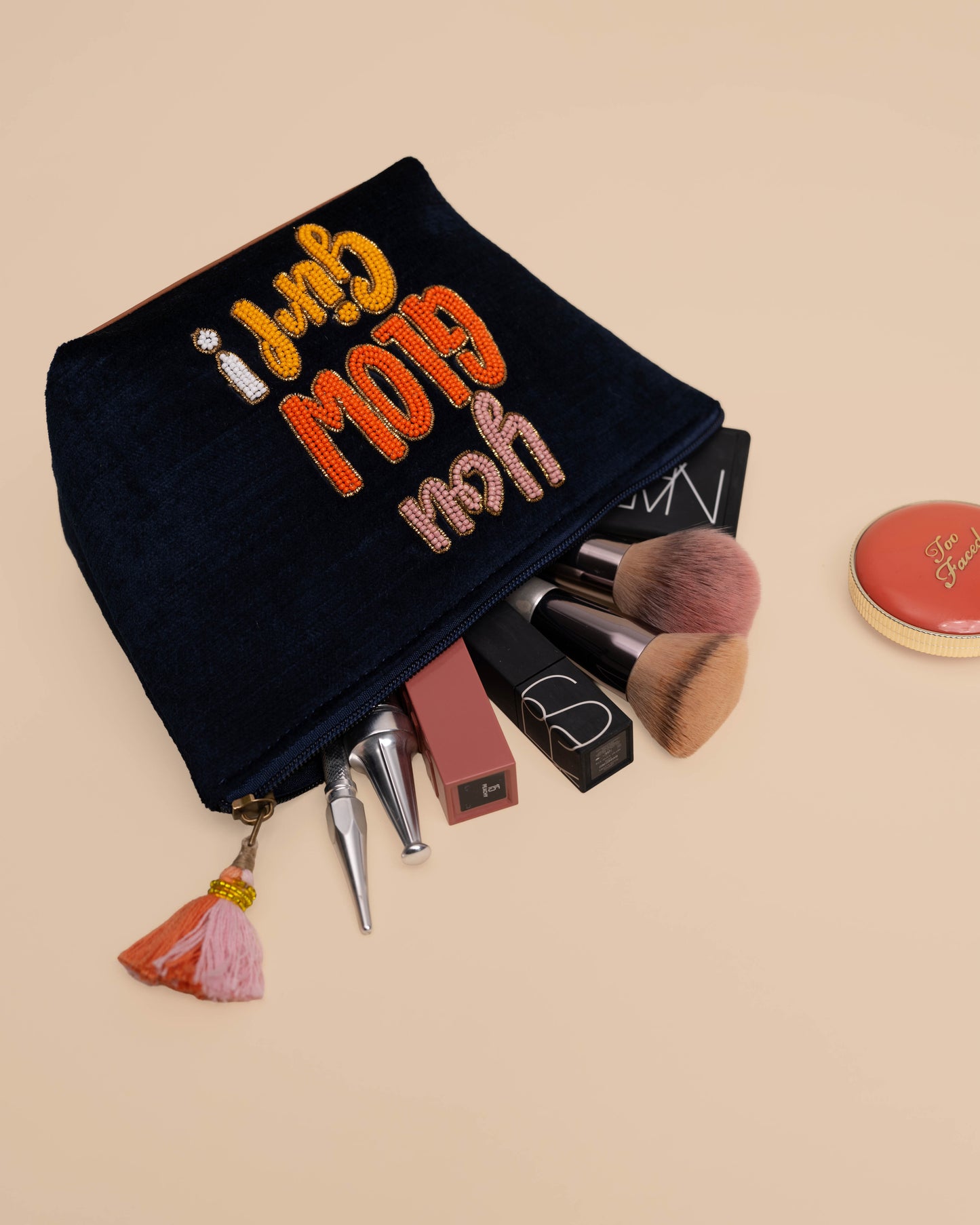 You glow girl -Make up kit blue