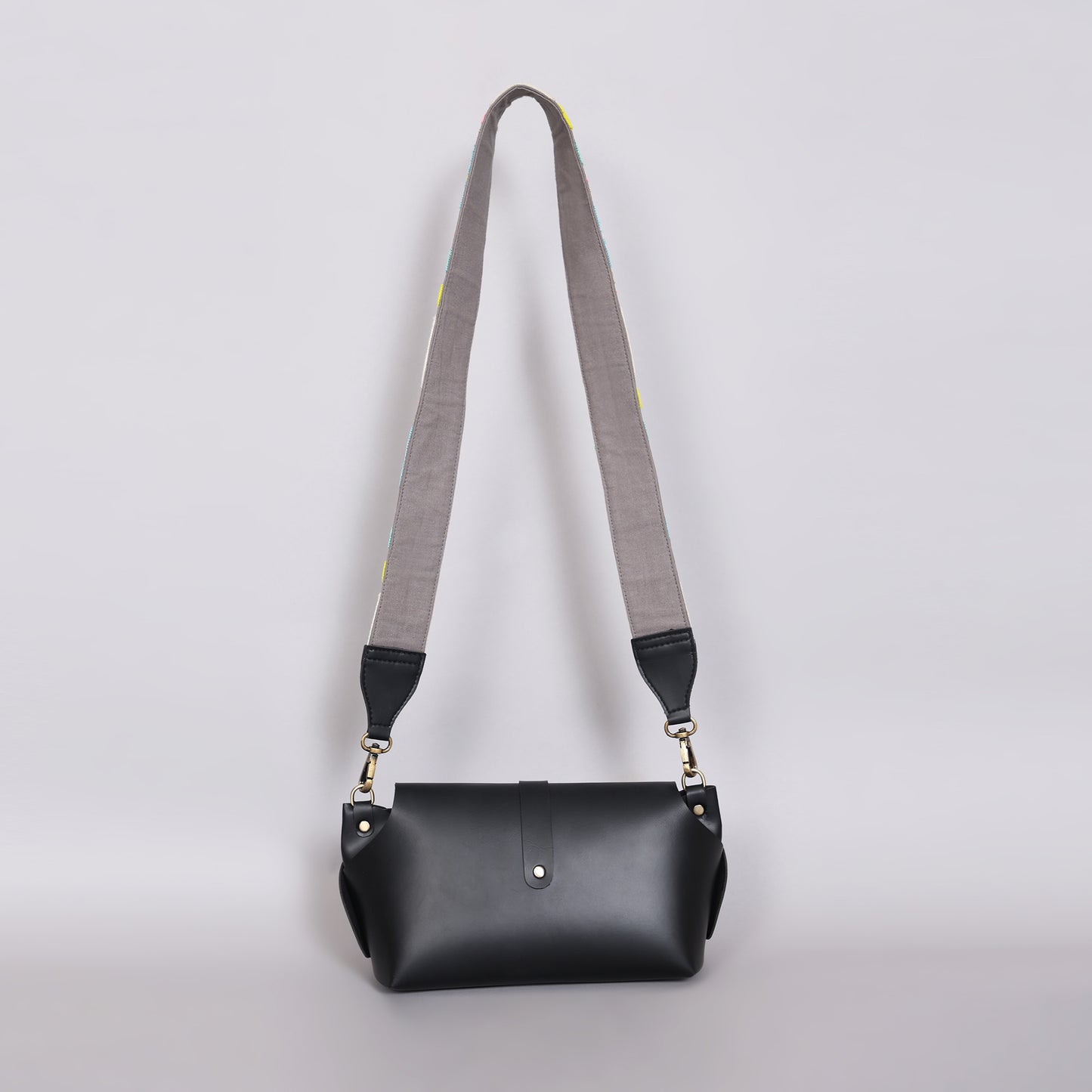 GREY ABSTRACT STRAP SLING BAG- BLACK (WITH EMBROIDERED HANDLE)