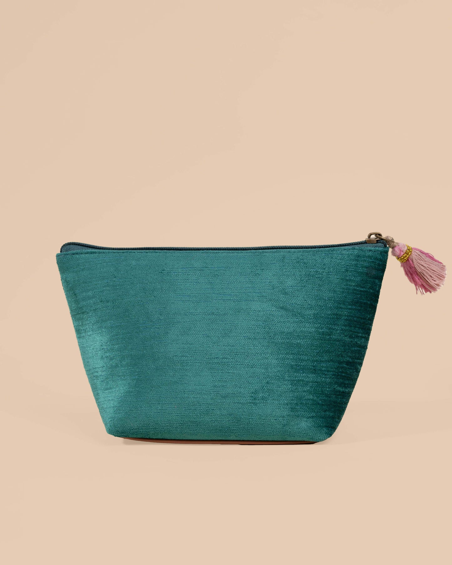 You glow girl -Make up kit sea green