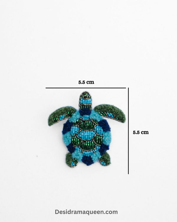 Blue and green embroidered turtle brooch for lapel pin lovers