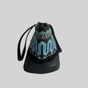 New Tote Black
