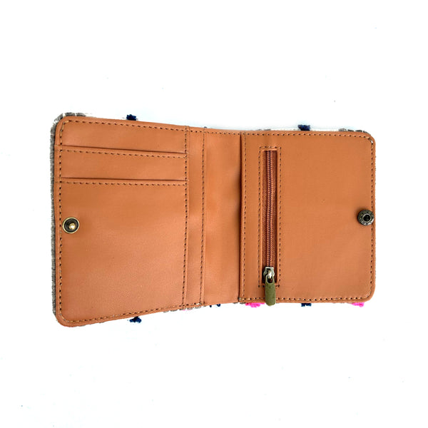 NEO BEIGE SNAP BUTTON WALLET
