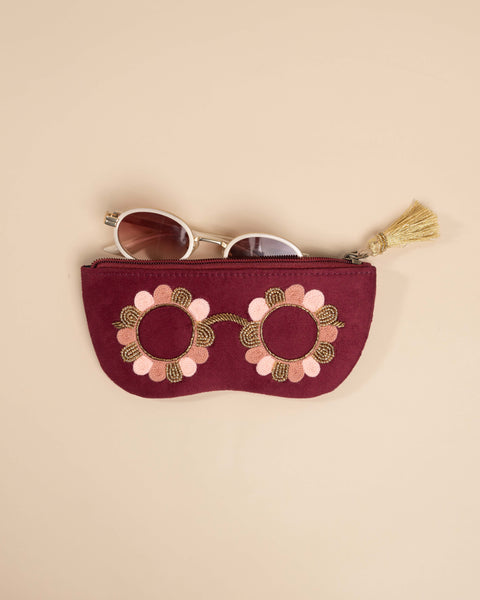 Clara Pink cotton embroidered sunglass pouch – handcrafted chashma case with floral design